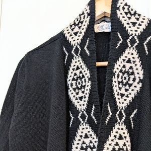 Black, Red Printed Open Front Duster / Waterfall Cardigan Sz L.